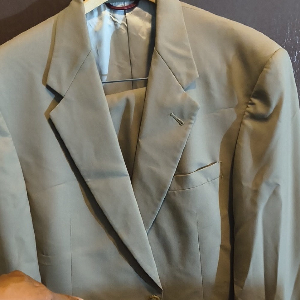 Hart Schaffner Marx Taupe Suit